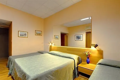 Hotel Urbis Rom